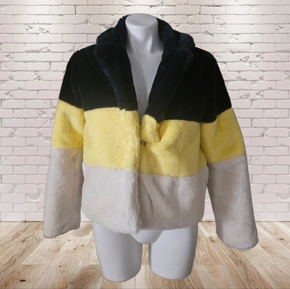 Angel Kiss Striped Faux Fur Jacket 